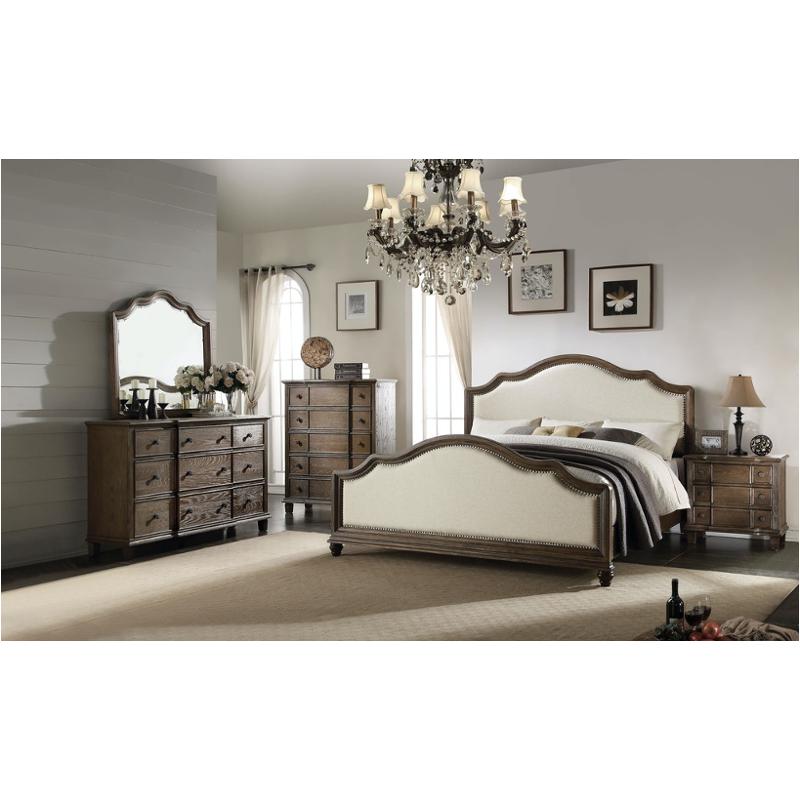 Bed / Dresser / Mirror / Nightstand