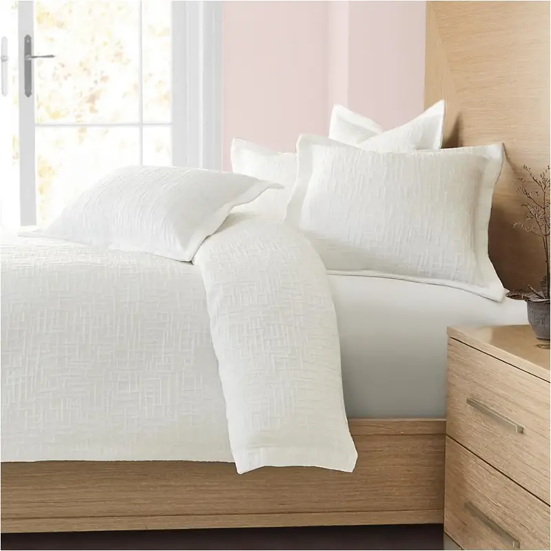 Bcs-qd05-hiltn-wht Aico Furniture Hillton White Bedding Comforter