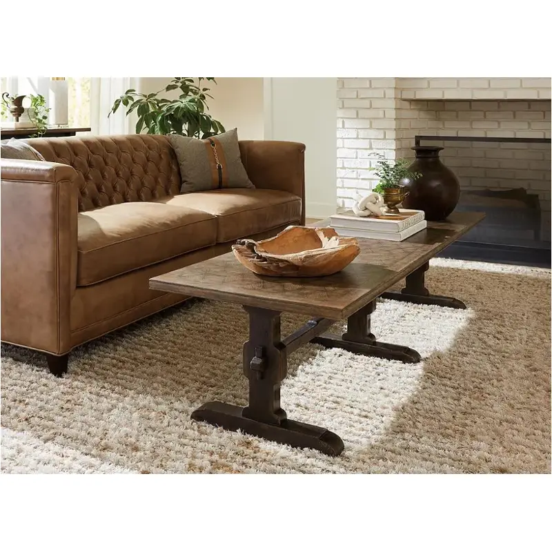 7050-80110-89 Hooker Furniture Americana Living Room Furniture Cocktail Table