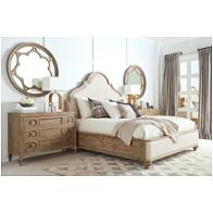 Bed / Dresser / Mirror / Nightstand