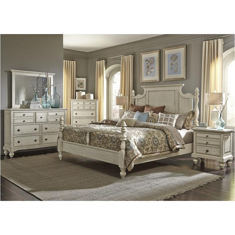 Bed / Dresser / Mirror / Nightstand