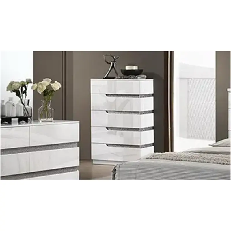 B69-070 New Classic Furniture Paradox - White Bedroom Furniture Chest