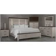 Bed / Dresser / Mirror / Nightstand