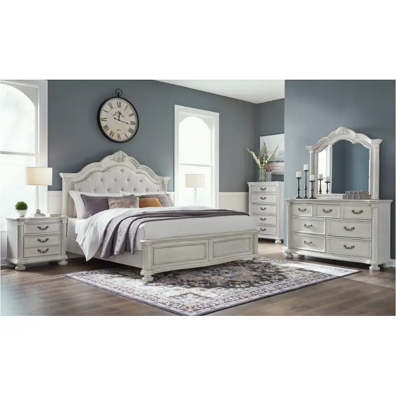 Bed/dresser/mirror/nightstand